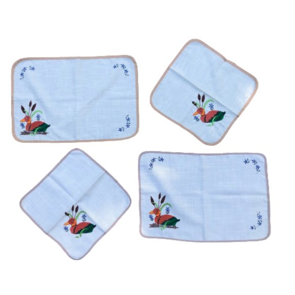 NWOT Vtg Set: Madeira Linen Embroidered Mallard Duck 2 Placemats + 2 Napkins - Picture 2 of 6